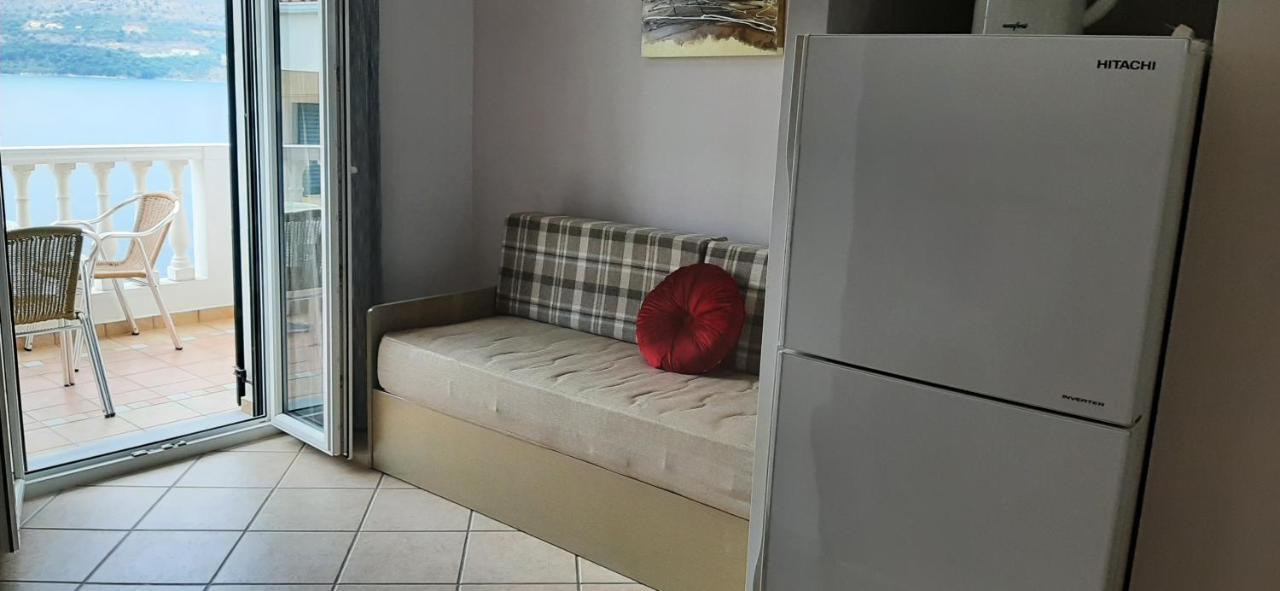 Blue Bay Apartments Sívota Eksteriør billede