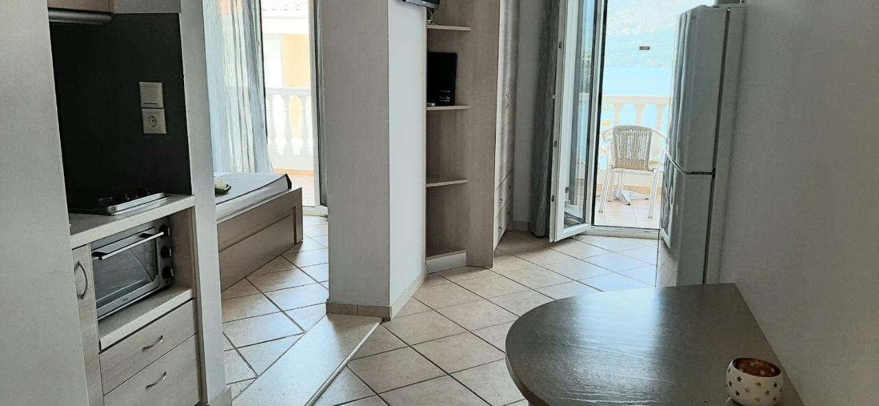 Blue Bay Apartments Sívota Eksteriør billede