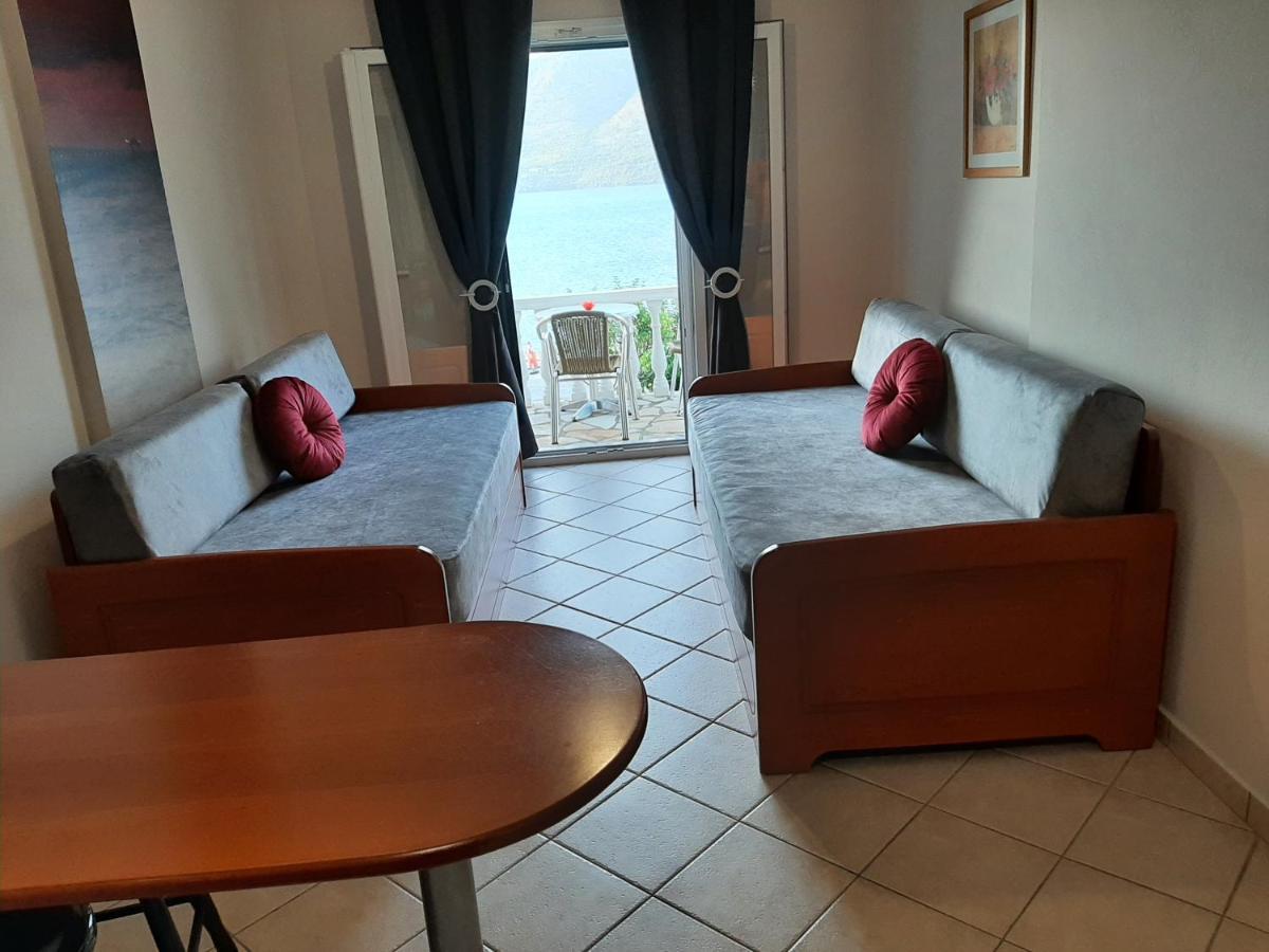 Blue Bay Apartments Sívota Eksteriør billede