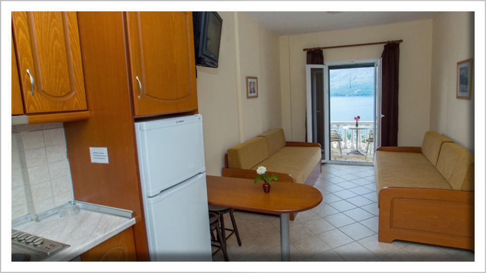 Blue Bay Apartments Sívota Eksteriør billede